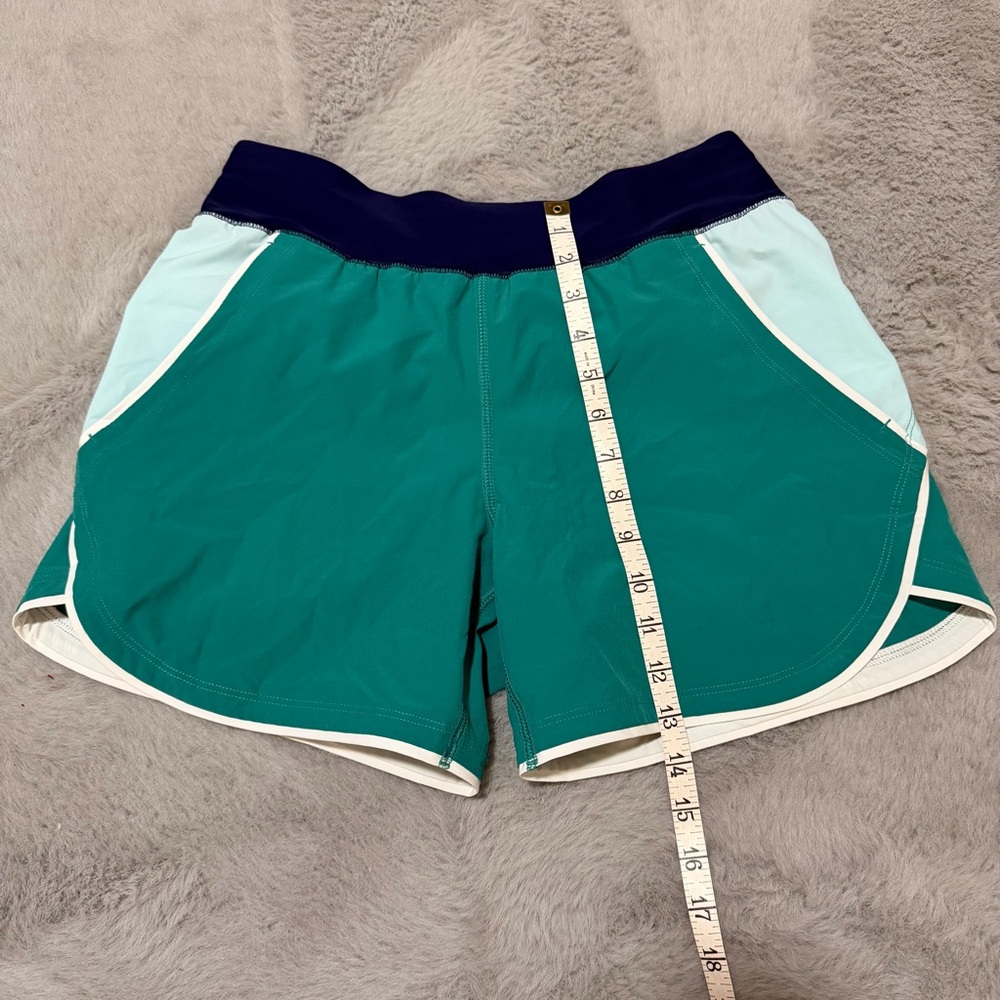 Lands' End SunShade UPF 50 5" Swim Board Shorts with Panty Size 4 Green Pockets - Picture 2 of 12